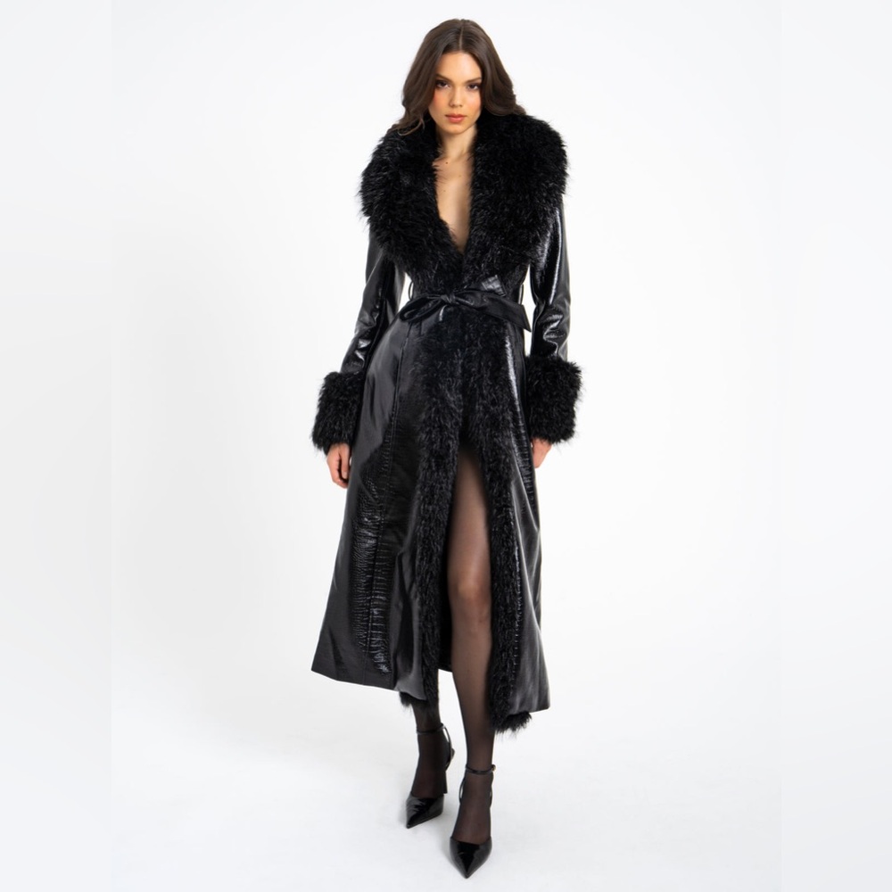 NWT Miss Circle Zella Black Fur Trim Vegan Croc Leather Coat